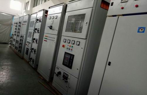 彬村山华侨农场电控箱